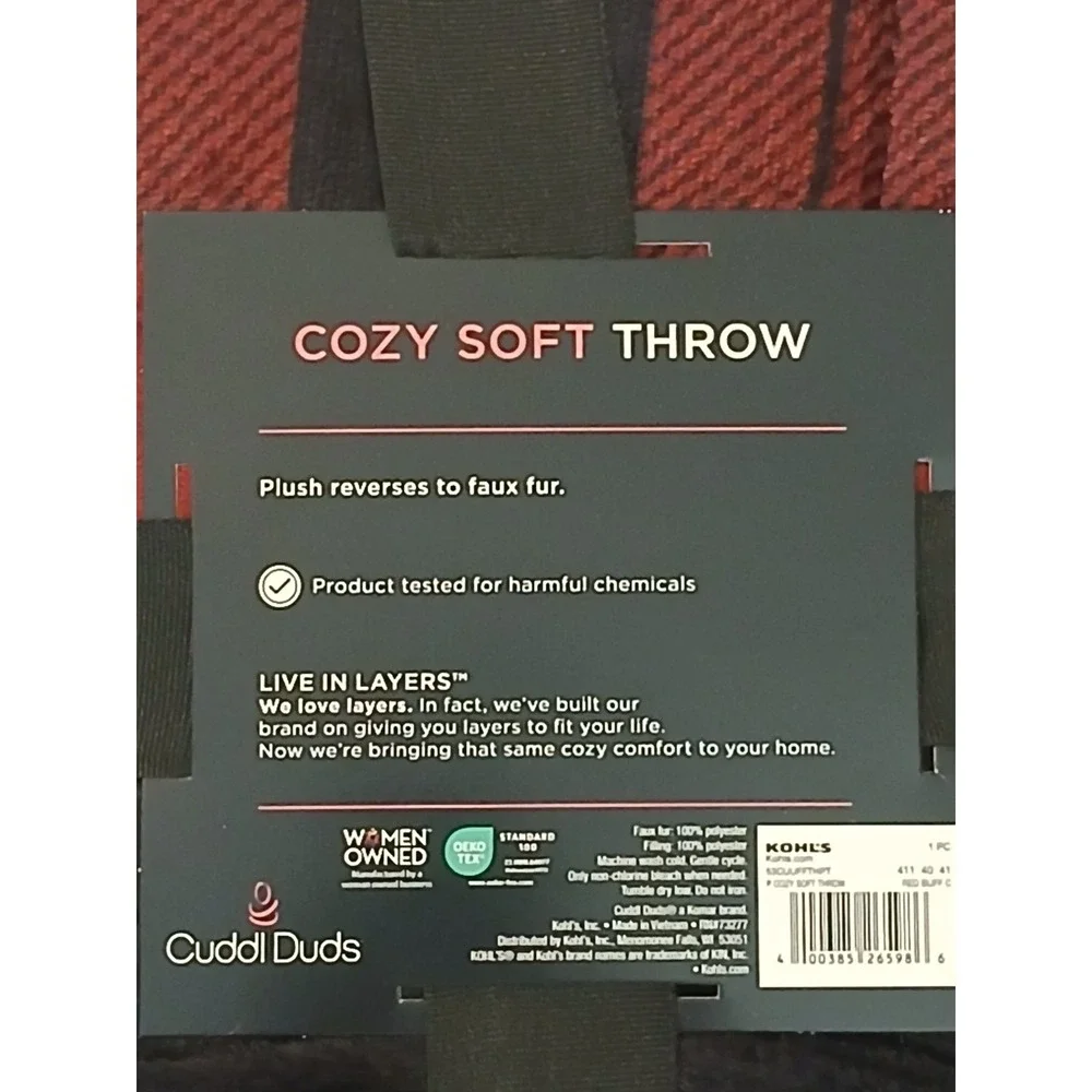 Brand New Cuddl Duds - REVERSABLE - Plush and Faux Fur Lap Blanket Red & Black